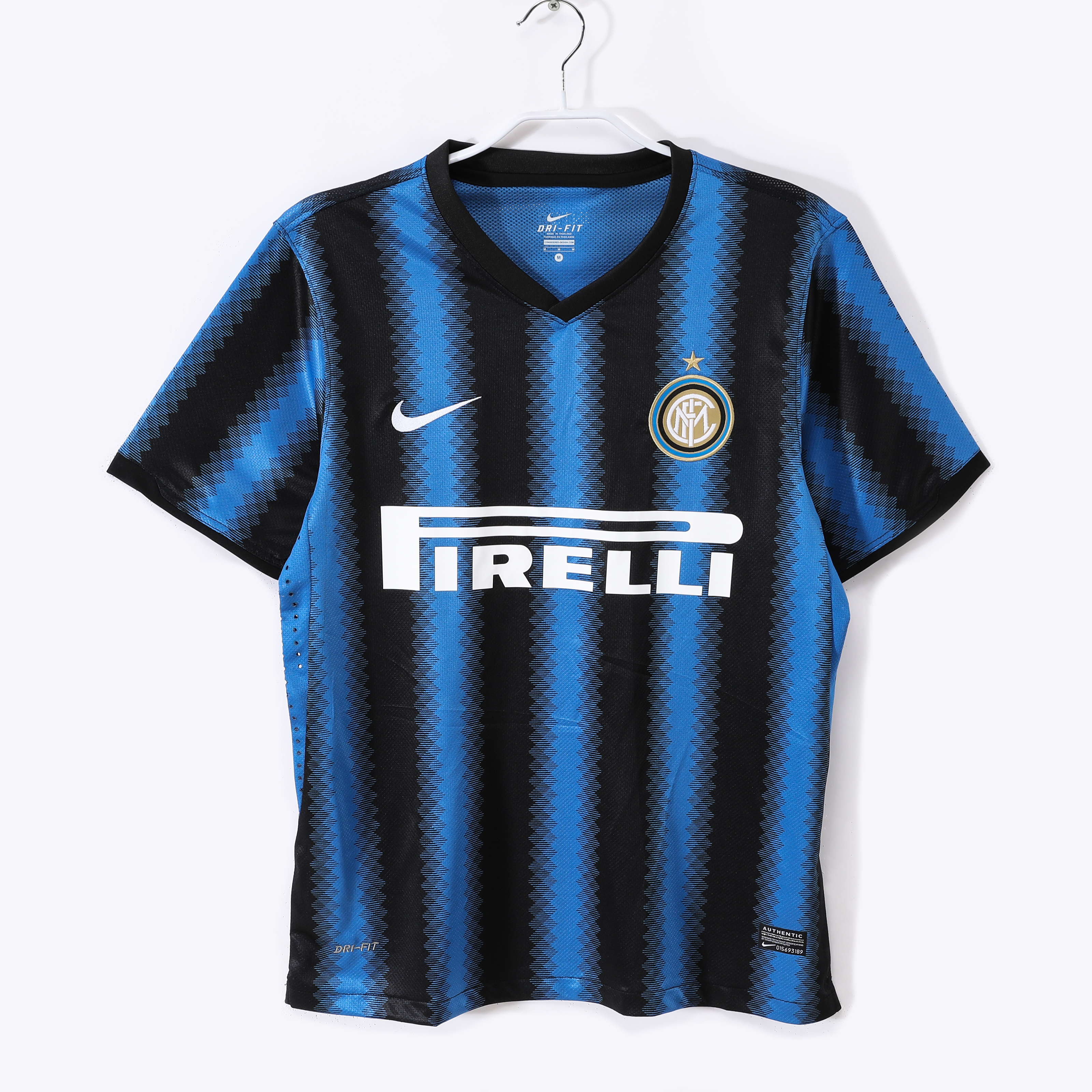 Camiseta de fútbol Inter Milan 2010/11 LOCAL MANGA CORTA VERSION FAN